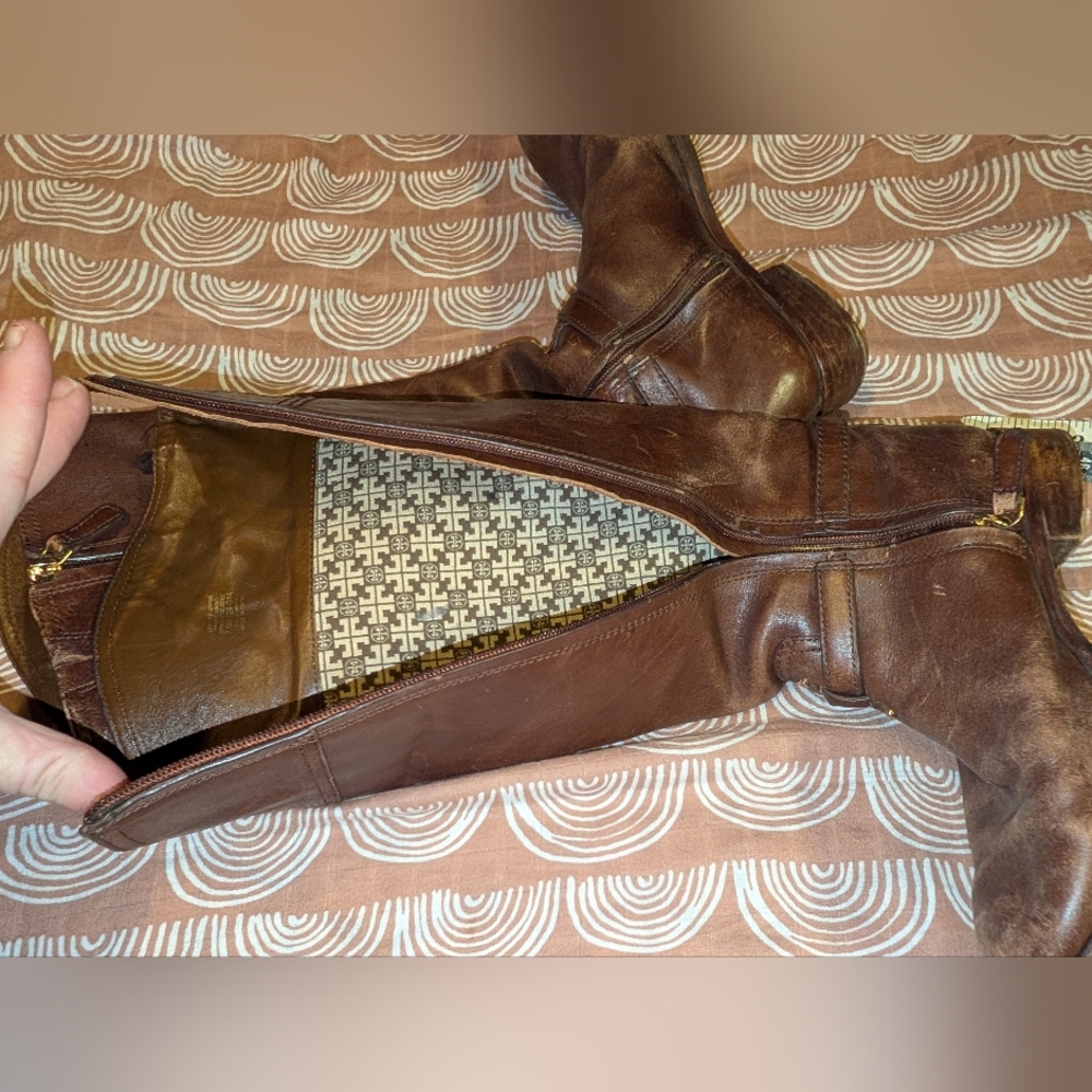 Tory Burch Women's Coconut Brown Leather MARLENE Riding Boot Sz 7.5 M Logo - Picture 14 of 15